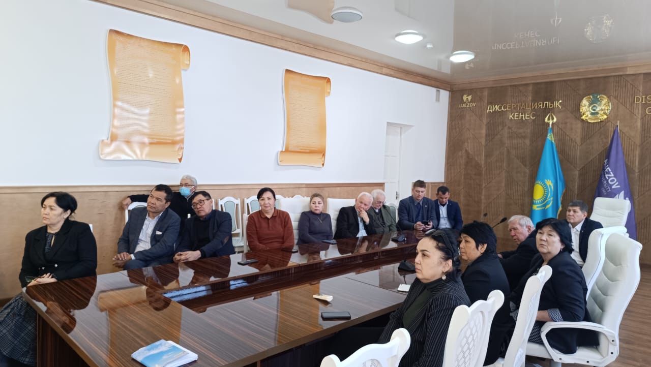 Organization a seminar-round table by the leading foreign professor D.P. Karaivanov with the teaching staff of the departments of the M.Auezov State Kazakhstan University