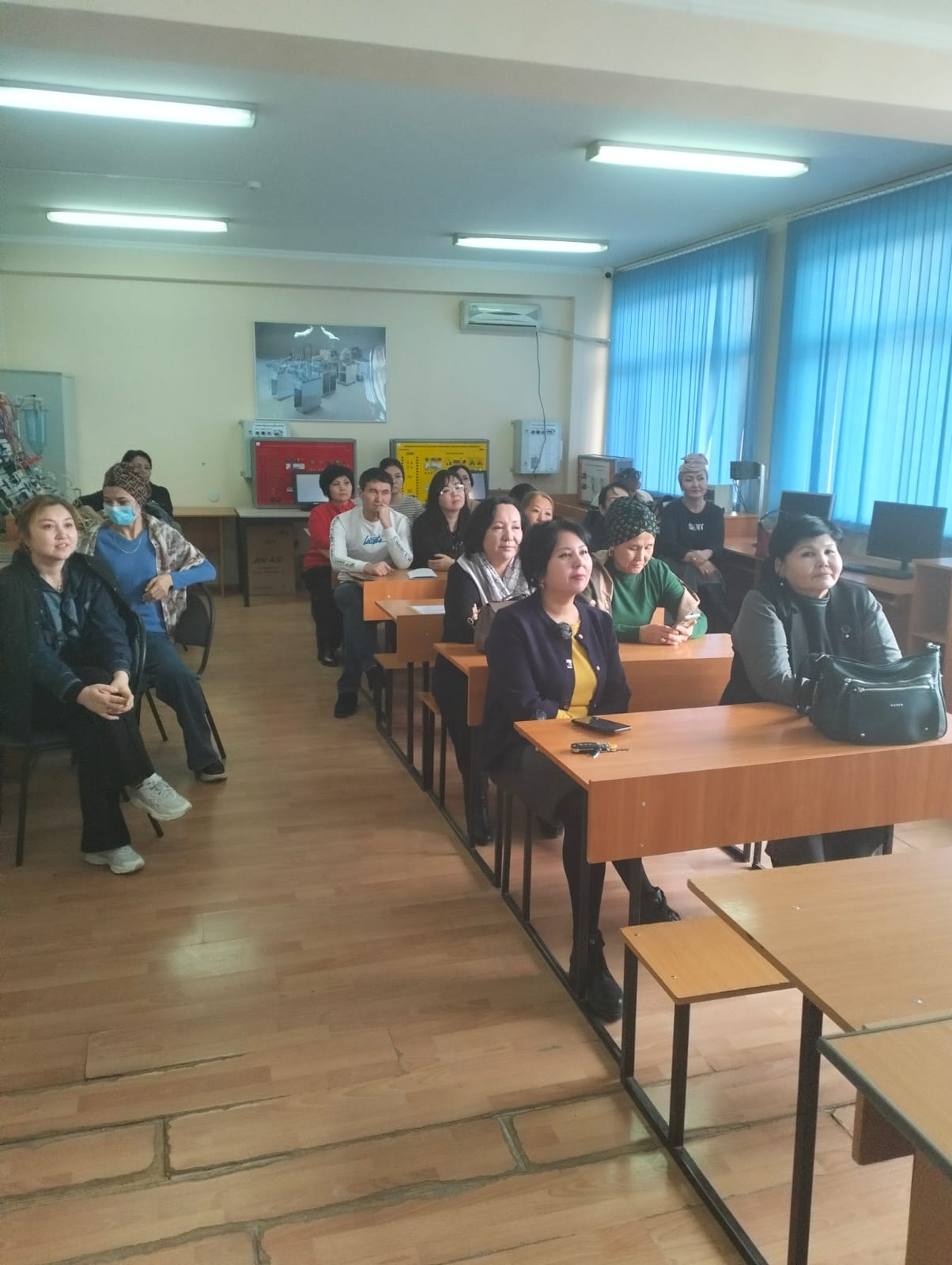 Seminar conducted by S. N. Kozhanov for teachers of the “Foreign Language for Technical Specialties”.